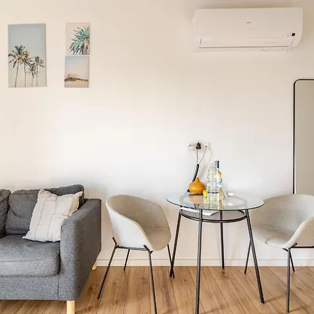 Yamas Urban Living Platinum Key *