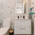 Yamas Urban Living Platinum Key Aparthotel