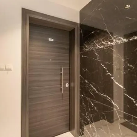 Yamas Urban Living Platinum Key * Limasol