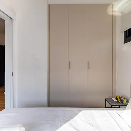 Yamas Urban Living Platinum Key Apartment