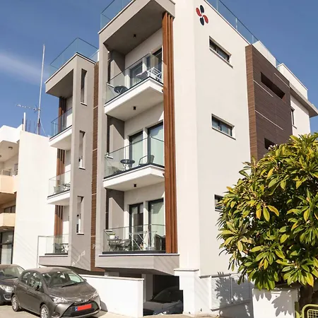 Yamas Urban Living Platinum Key 3*