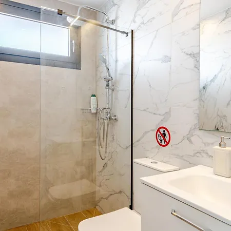 Yamas Urban Living Platinum Key Aparthotel 3*