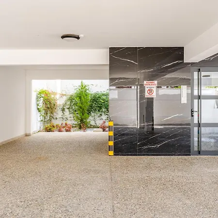 Yamas Urban Living Platinum Key 3*