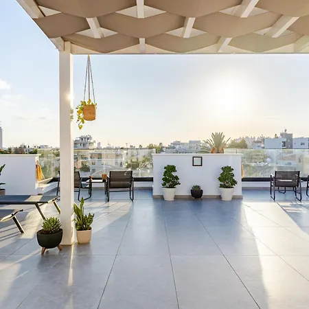 Yamas Urban Living Platinum Key 3*