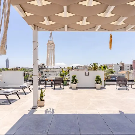 Yamas Urban Living Platinum Key