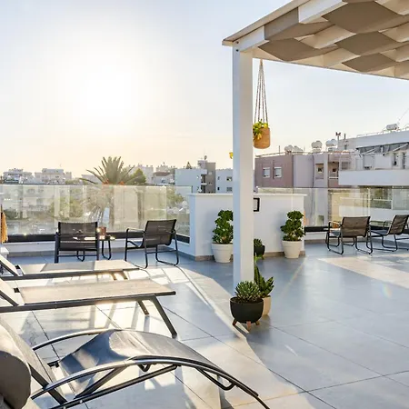 Yamas Urban Living Platinum Key
