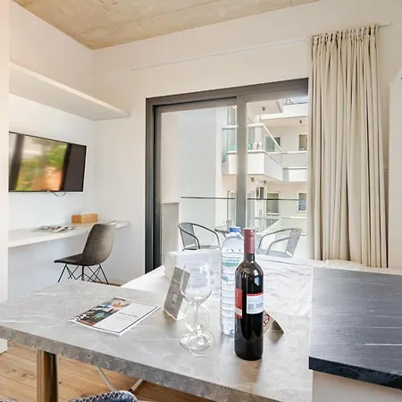 Aparthotel Yamas Urban Living Platinum Key 3*