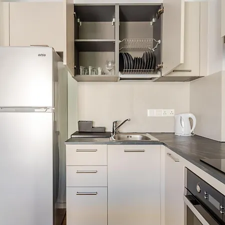 Yamas Urban Living Platinum Key Aparthotel