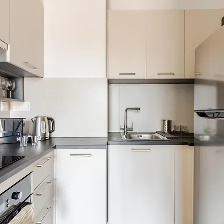 Yamas Urban Living Platinum Key Aparthotel