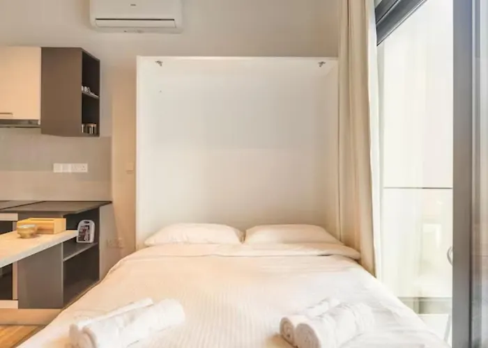 Yamas Urban Living Platinum Key