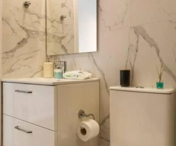 Yamas Urban Living Platinum Key * Limasol