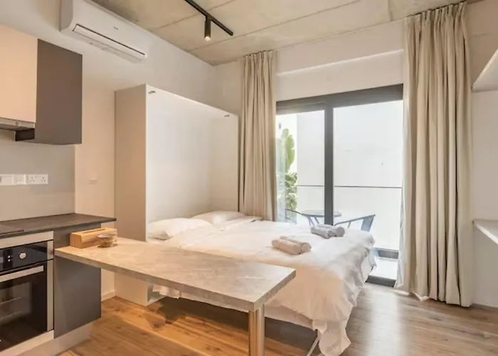 Yamas Urban Living Platinum Key Limasol