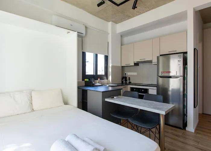 Yamas Urban Living Platinum Key Limasol