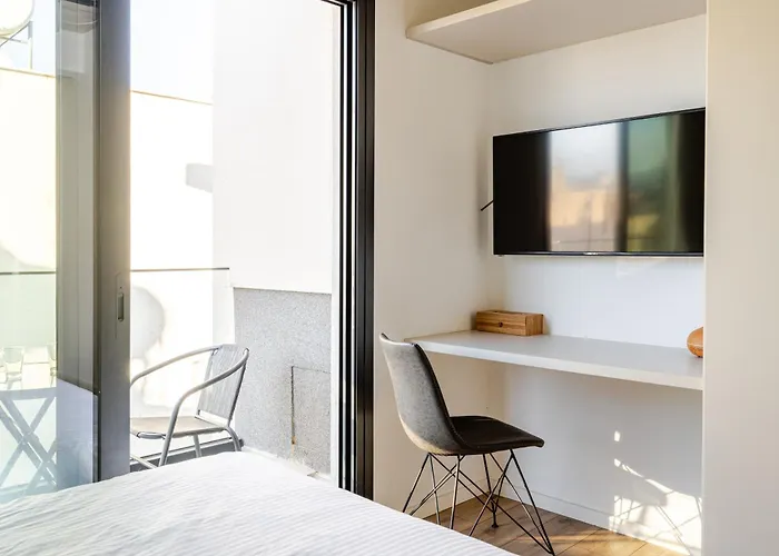 Yamas Urban Living Platinum Key