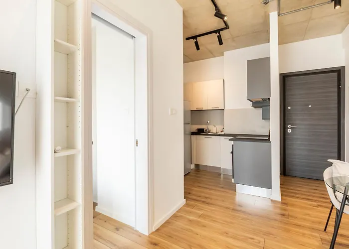 Yamas Urban Living Platinum Key * Limasol